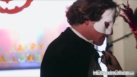 Horny Janice Griffith eats cock deep throat and gets her wet pussy fucked in doggystyle.