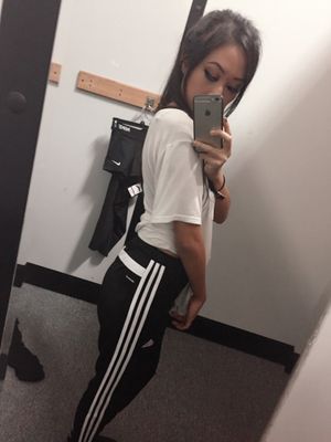 crystalqn: 1. yes i know i have no ass 2. buying...