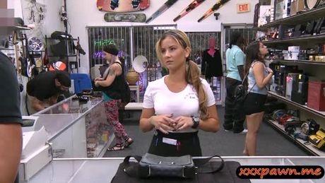 Sexy waitress pounded at the pawnshop