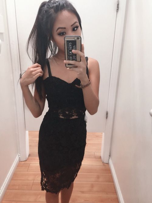 crystalqn:

itty bitty titty committee Bigboobs, Toket Gede,...