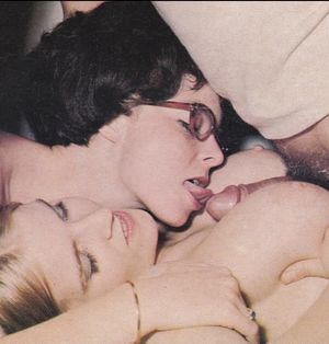 50s threesom.. Tit fucking and cock licking