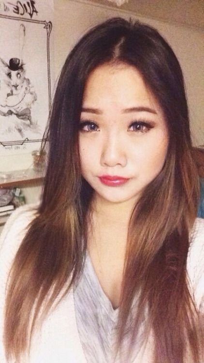 honeydewn:
it’s 431am what am I doing Bigboobs, Toket Gede,...
