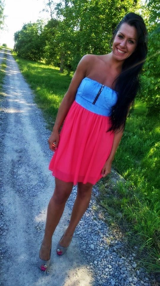 Tanned brunette outdoor