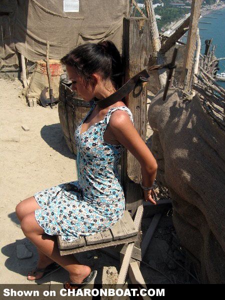 Garrote girl