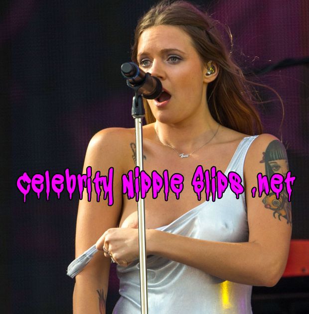 Tove Lo Nip Slip
