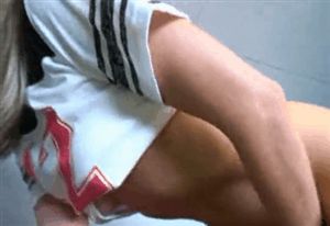 blondie loves to show off in front of the cam