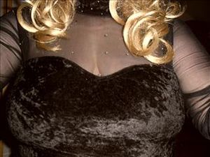 Geile Tittenschhure sucht harte scw&#228;nze /Real/Cam
Alter: 42, Haarfarbe: Blond, Figur: DurchschnittlichHobbys: Ich liebe Sex an ungew&#246;hnlichen Orten und ich trage gerne Dessous und High-Heels Mag auch gerne wenn Du meine F&#252;&#223;e v... Conti