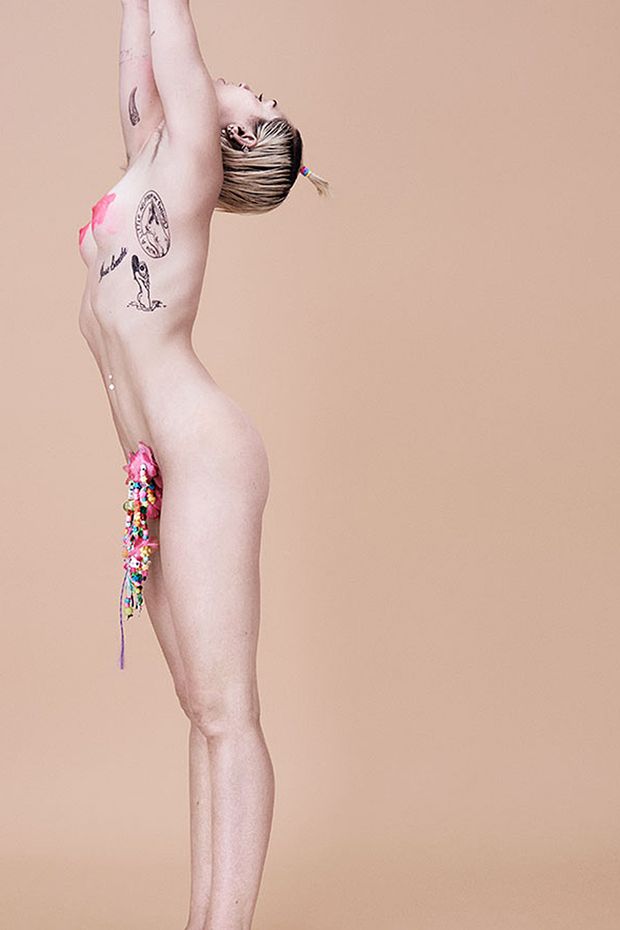 Miley Cyrus Artistic Topless