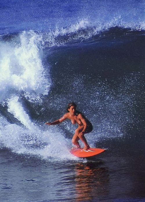 Naked surfing