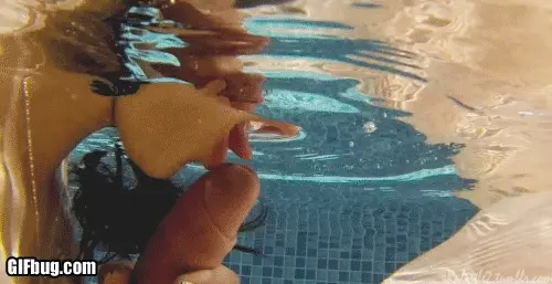 Underwater big dick blowjob