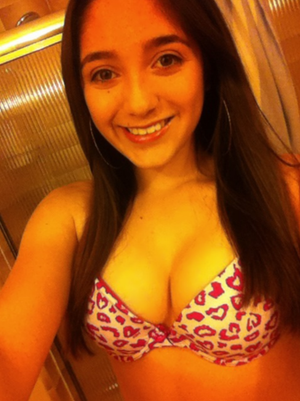 The post Selfie appeared first on Broken Teen.