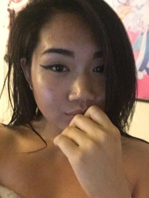 trucphoung:

my hair is cute after i take baths or get out...