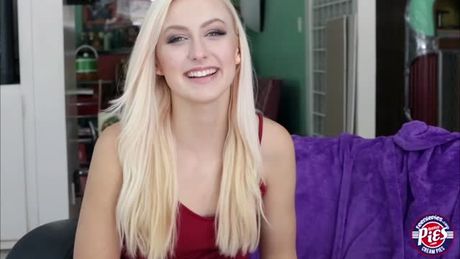 Watch how this hot first timer on creampie does her thing to the guy who initiated her to sex creampie action in his house.