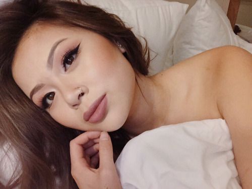 katherinexhuynh:

Preach Bigboobs, Toket Gede, Tetek Montok,...