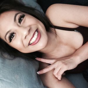 ohhaimikaylaa: Bed peace ✌