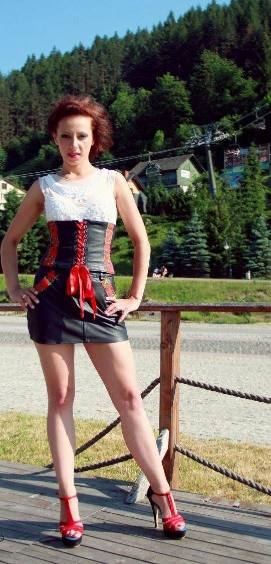 Funky country chick in cute outfit