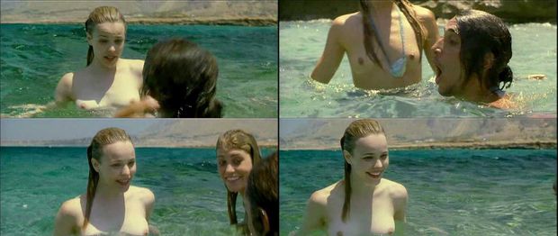 Rachel Mcadams boobs