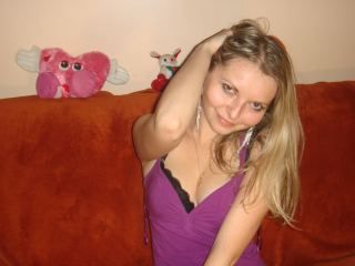I was shocked when I found this stunning cutie playing live on...