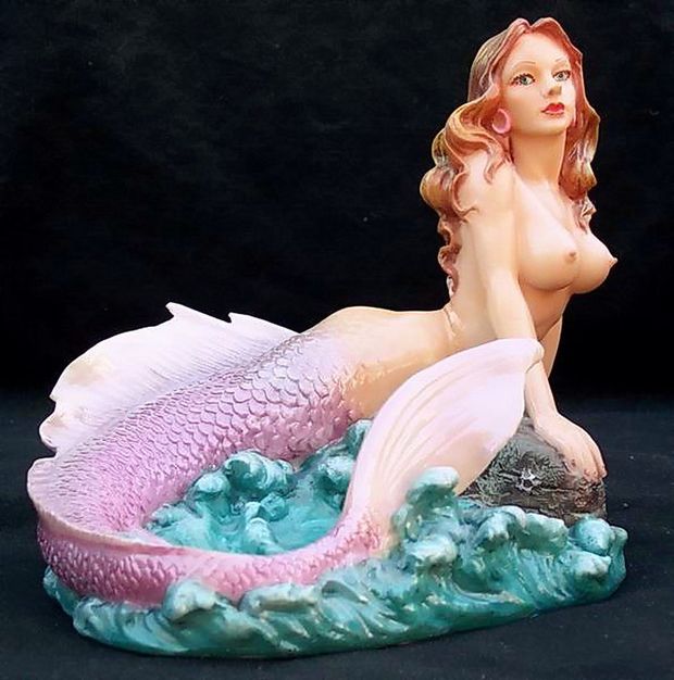 Figurine