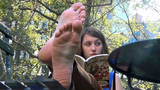 marchiesuff:oh-sole-o-mio:Realbaresoles candid