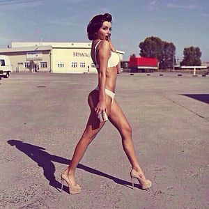 Instagram media by patricialincow - #pinup#backstage przyłapana