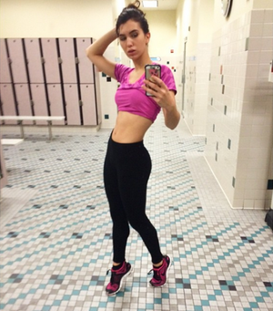 Hot and Sexy HD Full Yoga Pants Porn Pic