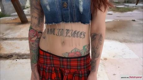 See a hot and intense anal fuck on this juicy italian bums ass. Being so horny, she agrees to met with her man in a deserted lot.