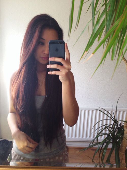 carolnguyen:

hair progress XDDDDD Bigboobs, Toket Gede, Tetek...