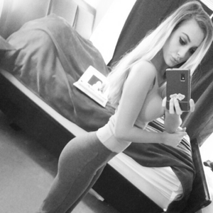 Hot and Sexy HD Yoga Pants Porn Galleries