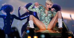 We Should All Be More Like Miley Cyrus!