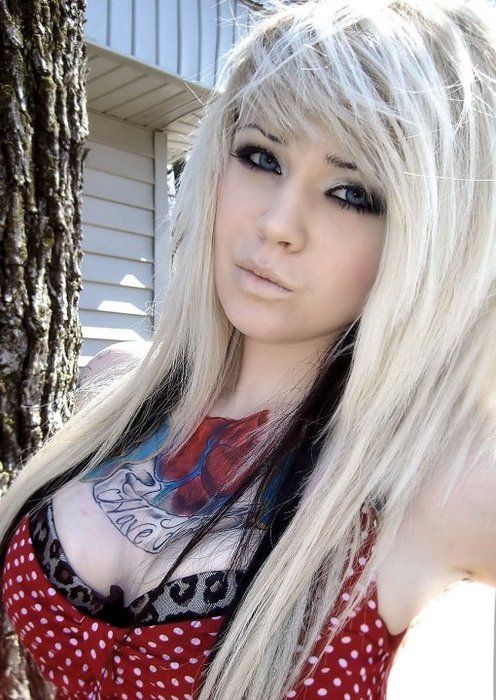 Sexy Tattooed Bitches 010