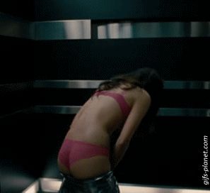Genesis Rodriguez la hija de El Puma pa echar espuma What? (are you doing) LINK GQ VIDEOGIFs celeb24net el hormiguero