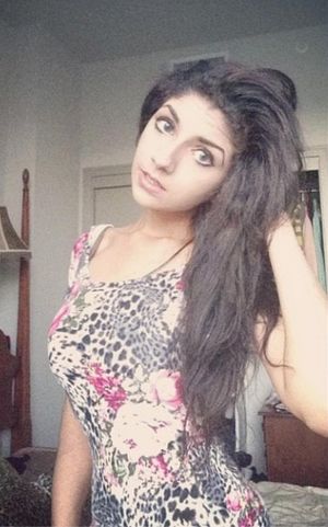 Gorgeous teenage cross dresser