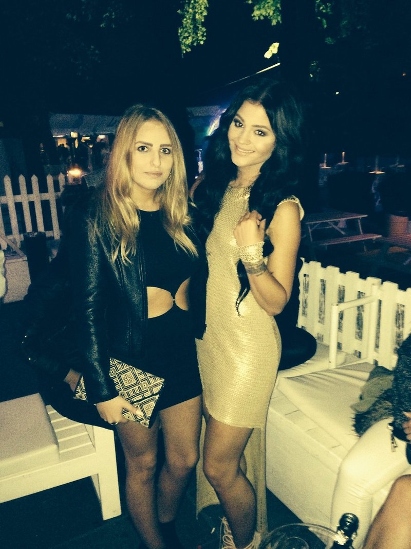 Party chicks