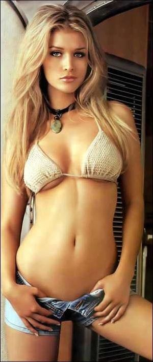 Blonde babeBlonde babe Twitter