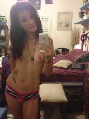 Snapchat hotties ready to have fun here. 18+