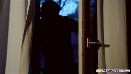 Slutty teen Bella Beretta gets huge cock during her birthday