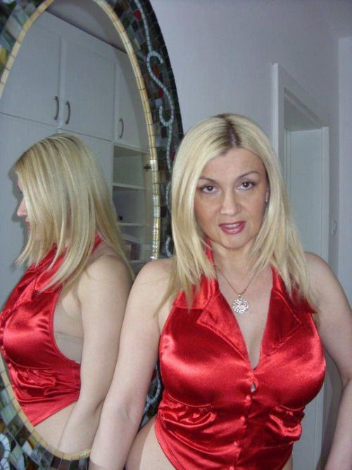 The post Full Local Milf XXX Pic appeared first on Only Wild Mature MILFs.