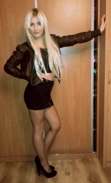 Sexy young chick in tight outfit