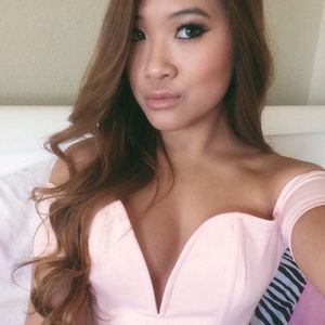 misstiffanyly: So blunt you could smoke me Bigboobs, Toket...