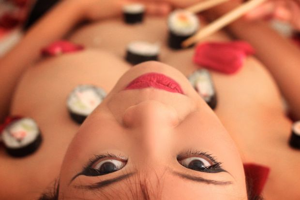 Hot Fxxk Yeah Nyotaimori Aka Softcore Food Porn