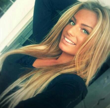 Blonde babeBlonde babe Twitter