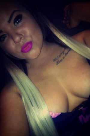 Hot amateur teen 18+