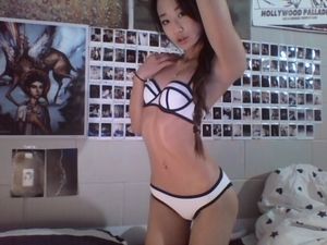 sabishi-slut: IT’S FINALLY WARMING UP AND IM VERY PUMPED...