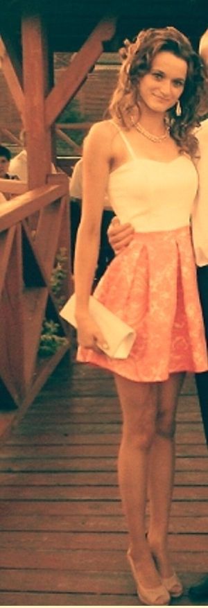 Dolled up young chick