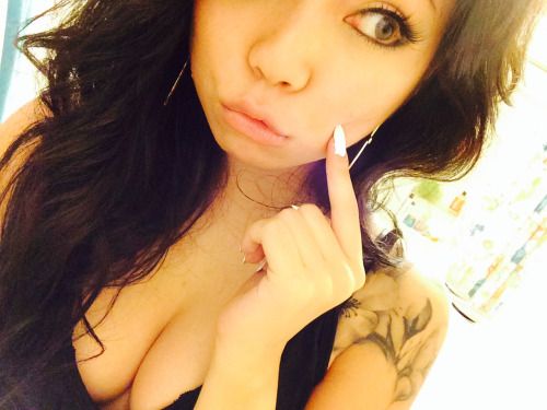 minimarshuu:

Eye make up on point today. Bigboobs, Toket Gede,...