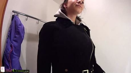 MallCuties - Reality Teen fucked for clothes - Public Reality