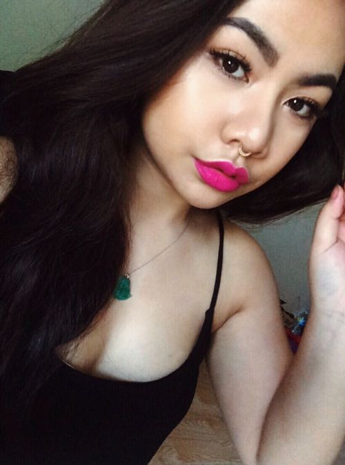 chinesebbq:

Who still uses filters? Me. Bigboobs, Toket Gede,...