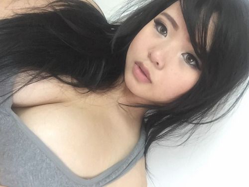 mina-pi:

omfg this is crazy  Bigboobs, Toket Gede, Tetek...
