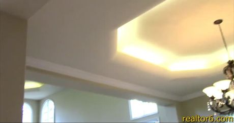 MILF realtor needs to sweeten the deal so he buys the house